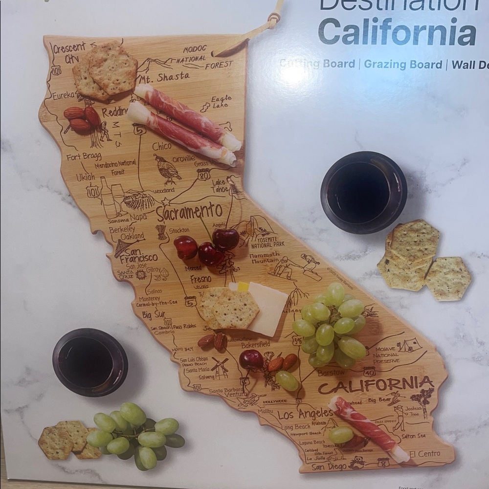 ❤️NEW!!!❤️ Totally Bamboo Destination California State Shaped & Cutting Board. - Picture 2 of 8